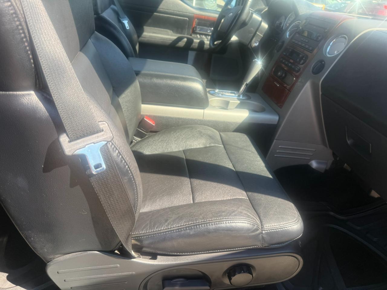 Ford F-150 4WD SuperCab 133" Lariat 2007