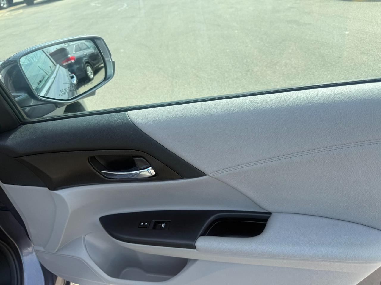 Honda Accord Sedan 4dr I4 CVT EX 2015