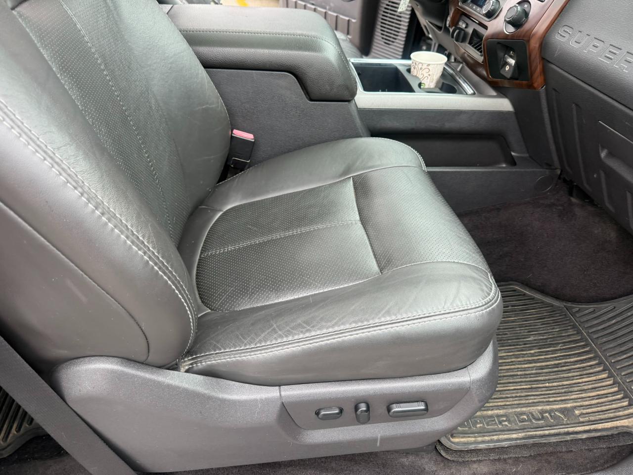 Ford Super Duty F-250 SRW 4WD Crew Cab 156" King Ranch 2011