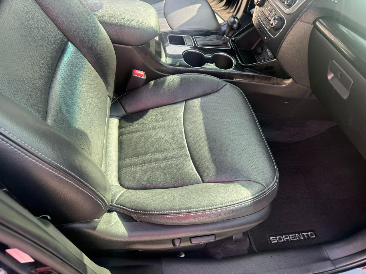 Kia Sorento AWD 4dr V6 EX 2014