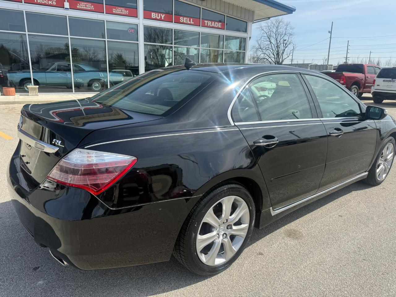 Acura RL 4dr Sdn (Natl) 2009