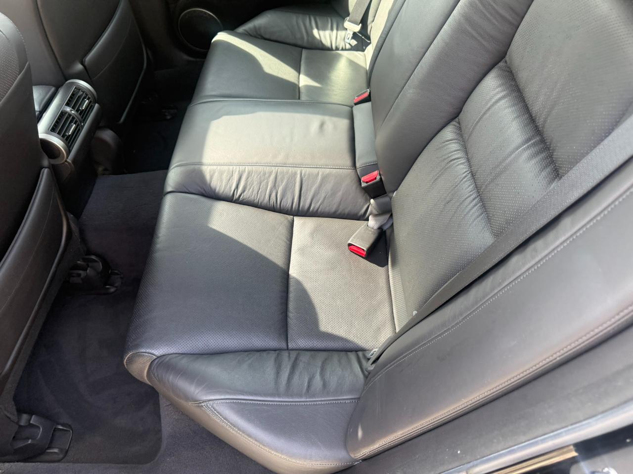 Acura RL 4dr Sdn (Natl) 2009