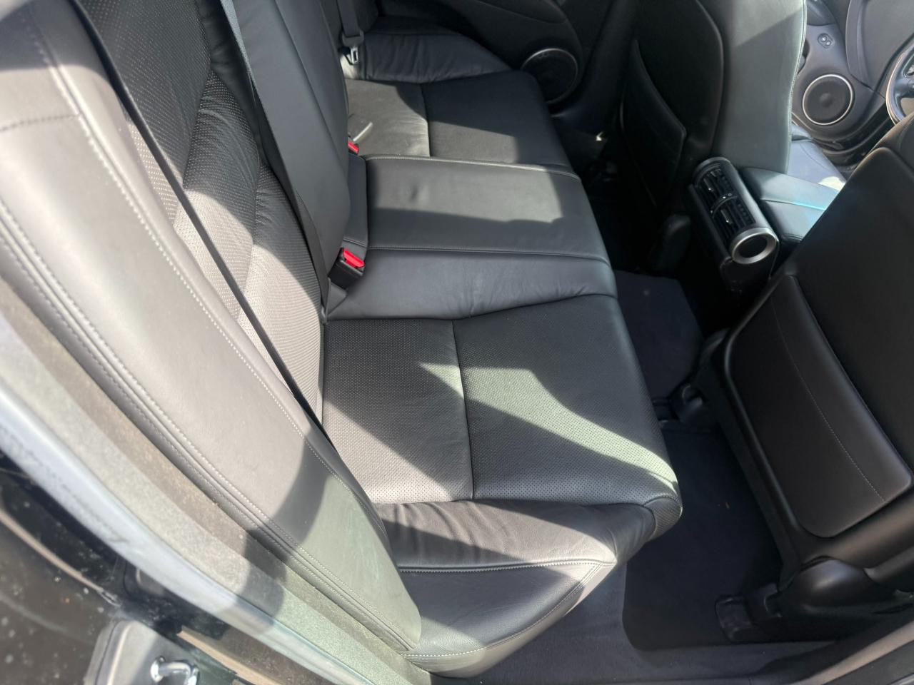 Acura RL 4dr Sdn (Natl) 2009