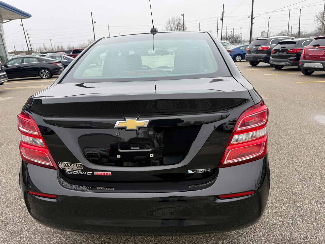 Chevrolet Sonic 4dr Sdn Auto Premier 2017