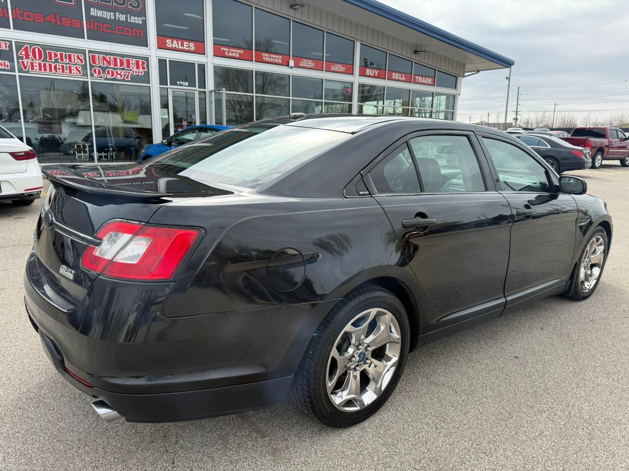 Ford Taurus 4dr Sdn SHO AWD 2011