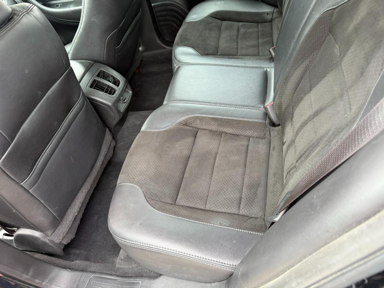 Ford Taurus 4dr Sdn SHO AWD 2011