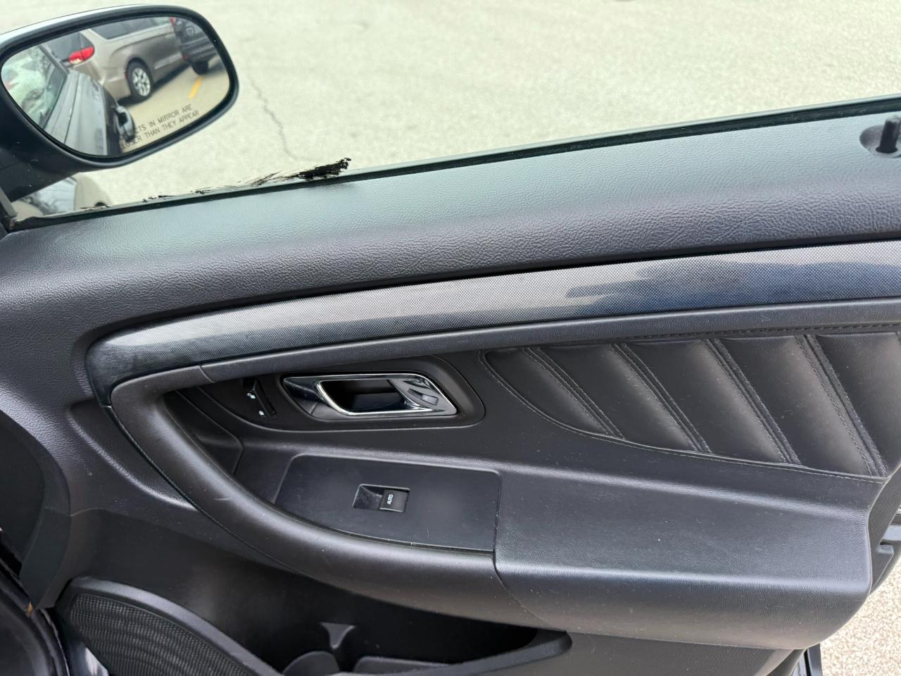 Ford Taurus 4dr Sdn SHO AWD 2011