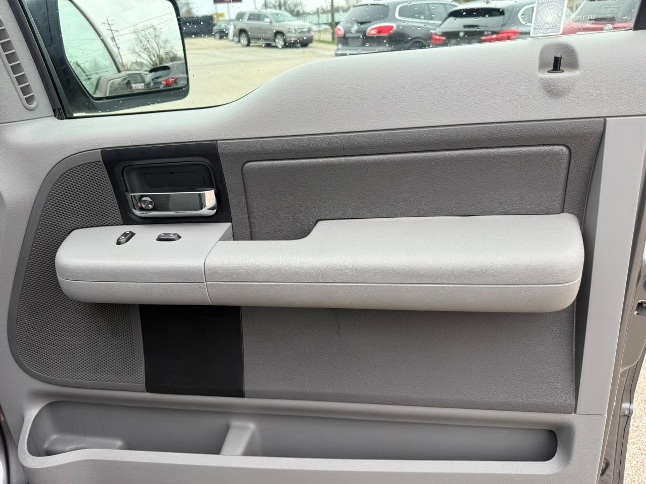 Ford F-150 Supercab 139" XLT 4WD 2006