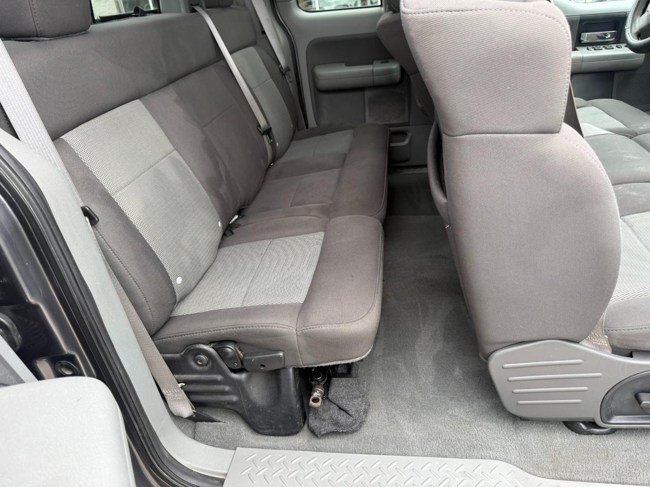 Ford F-150 Supercab 139" XLT 4WD 2006