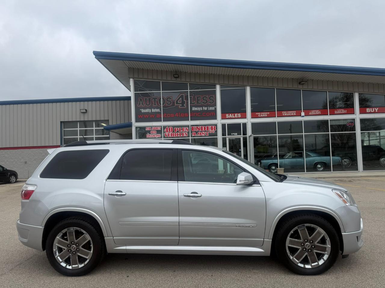 GMC Acadia AWD 4dr Denali 2011