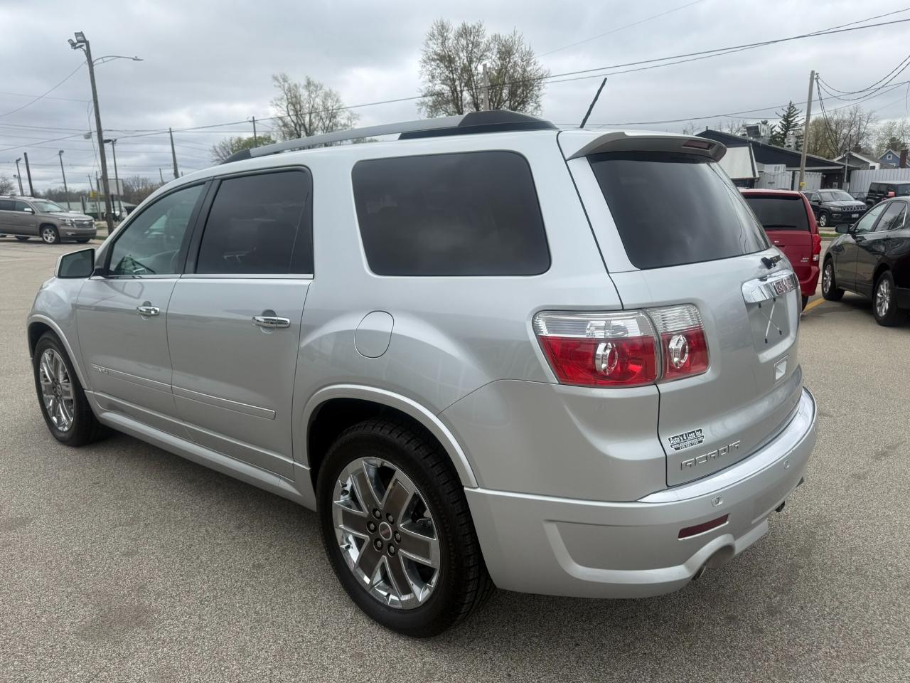 GMC Acadia AWD 4dr Denali 2011