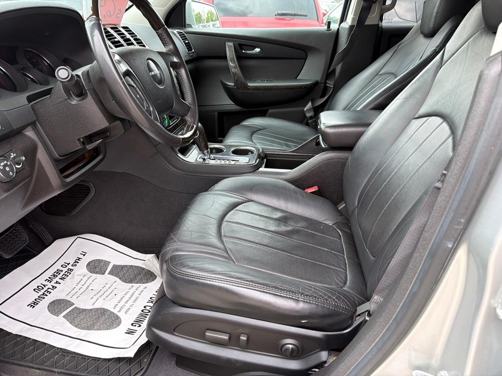 GMC Acadia AWD 4dr Denali 2011