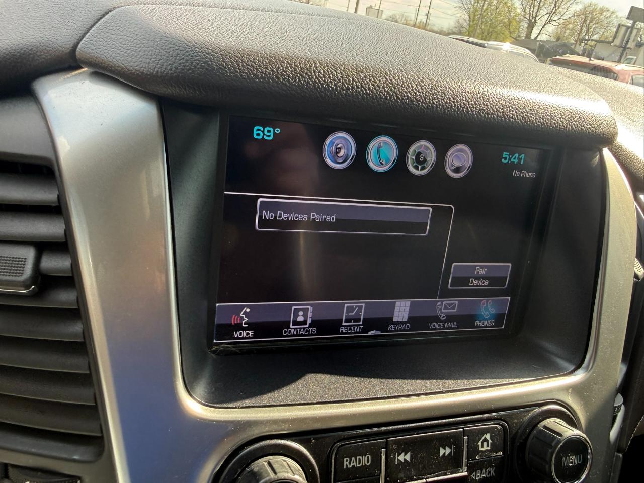 Chevrolet Tahoe 4WD 4dr LT 2016