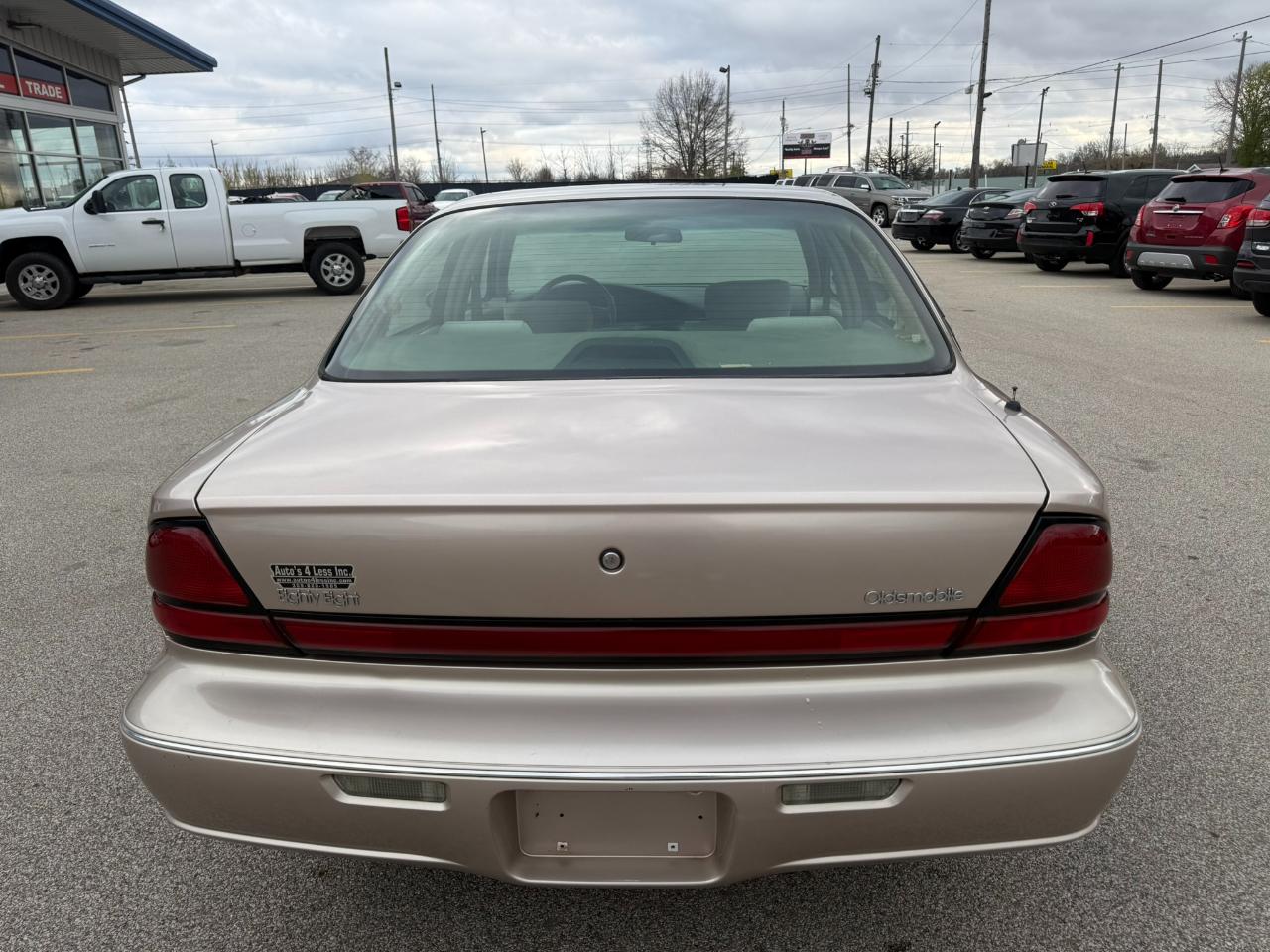 Oldsmobile 88 4dr Sdn 1999