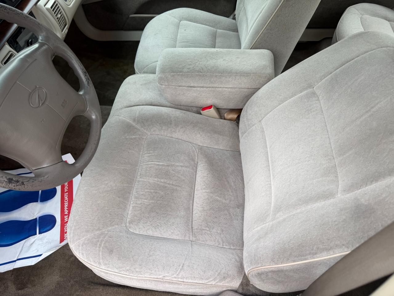 Oldsmobile 88 4dr Sdn 1999