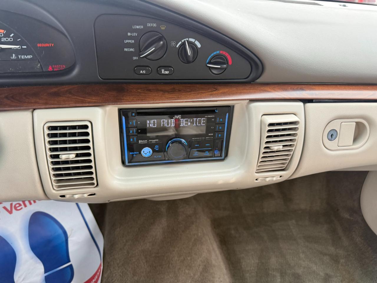 Oldsmobile 88 4dr Sdn 1999