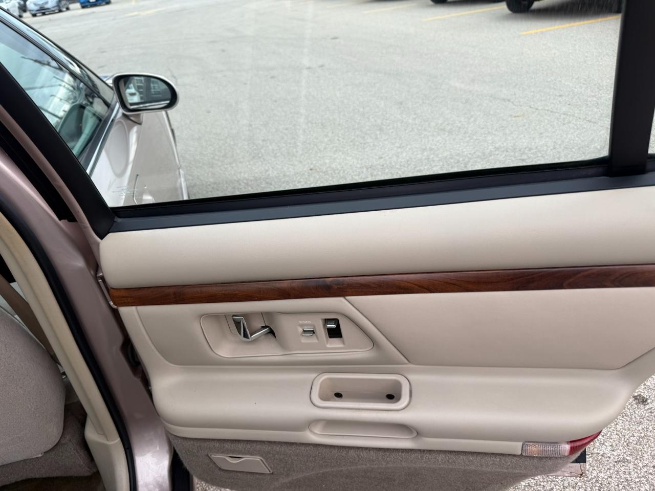 Oldsmobile 88 4dr Sdn 1999