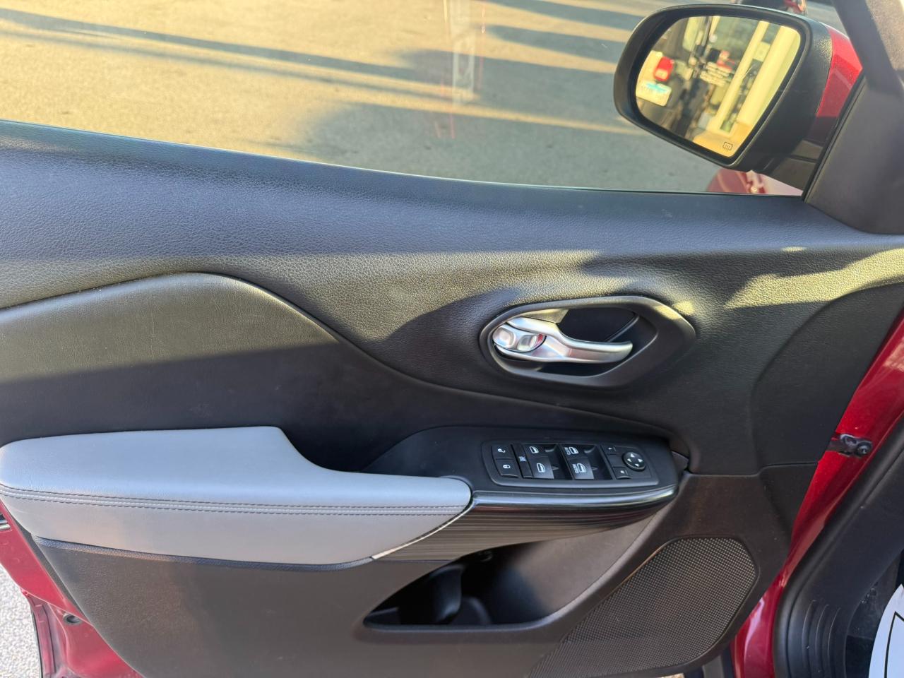 Jeep Cherokee FWD 4dr Limited 2014