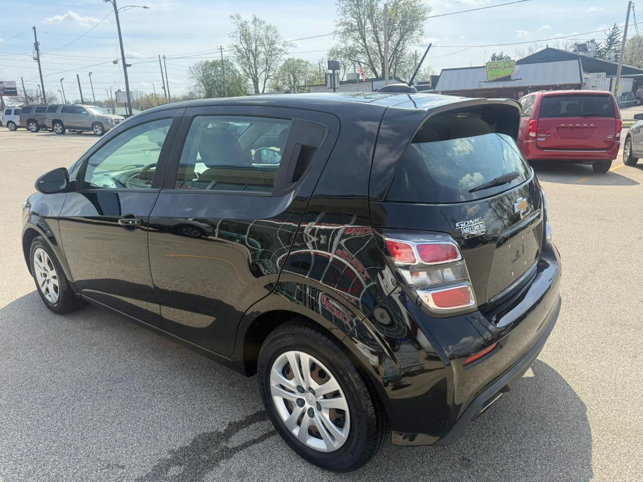 Chevrolet Sonic 5dr HB LT w/1FL 2020