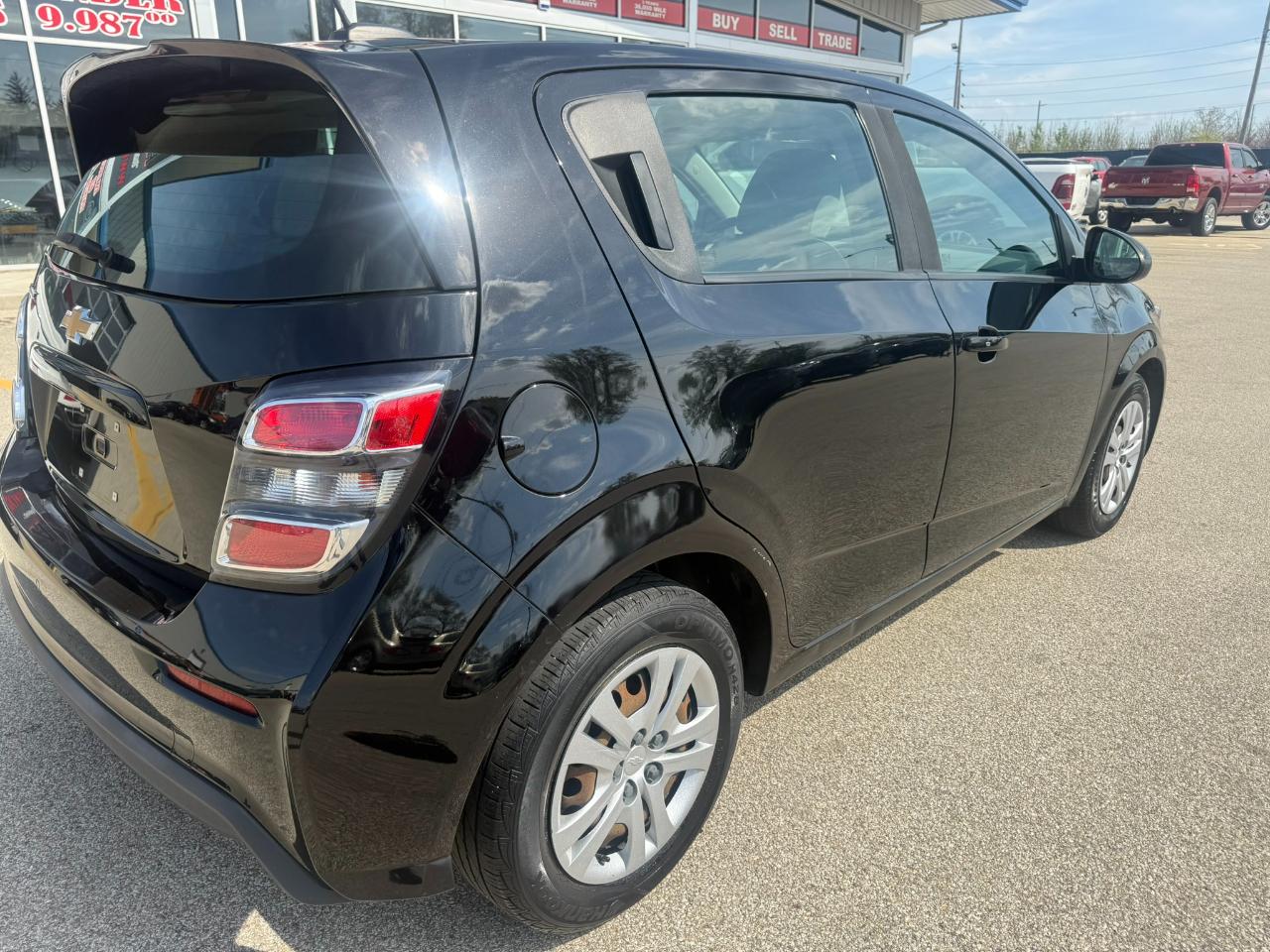 Chevrolet Sonic 5dr HB LT w/1FL 2020