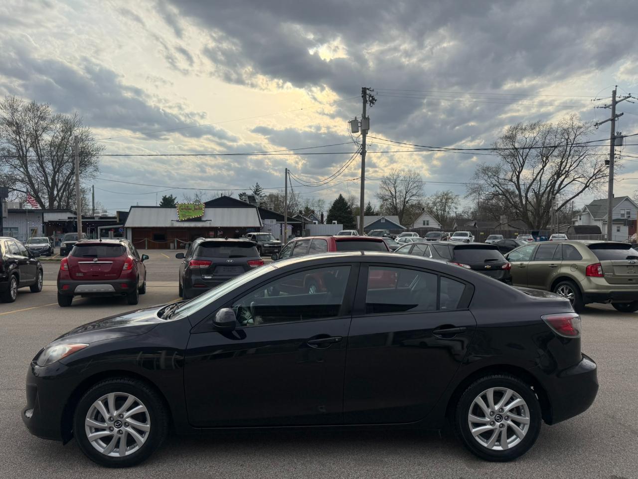 Mazda MAZDA3 4dr Sdn i Auto 2013