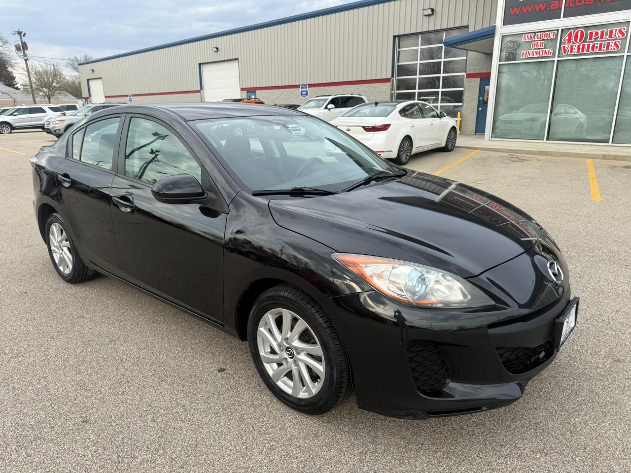 Mazda MAZDA3 4dr Sdn i Auto 2013