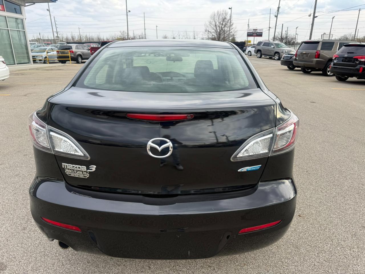 Mazda MAZDA3 4dr Sdn i Auto 2013