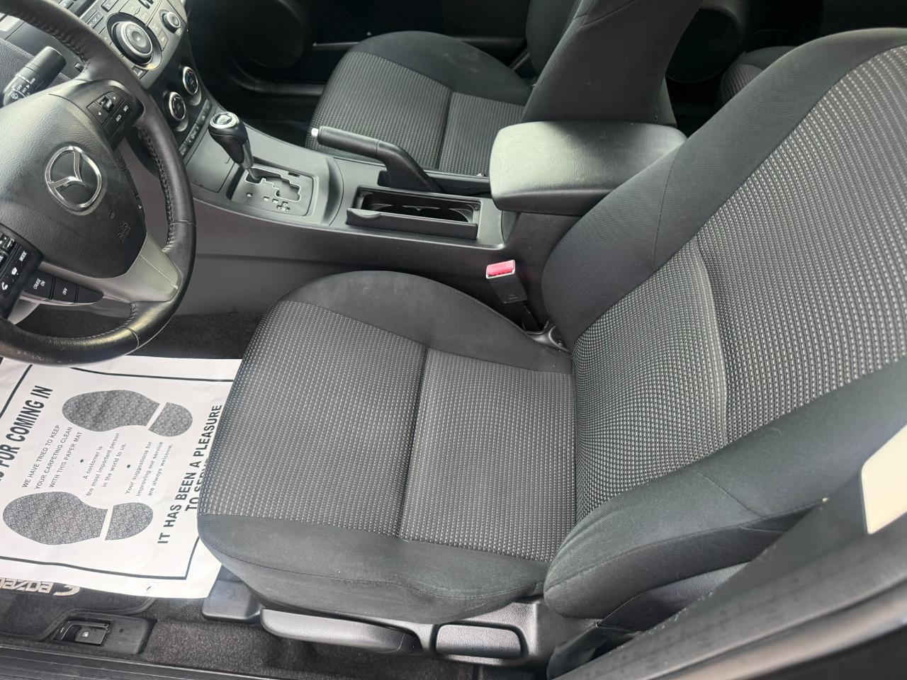 Mazda MAZDA3 4dr Sdn i Auto 2013