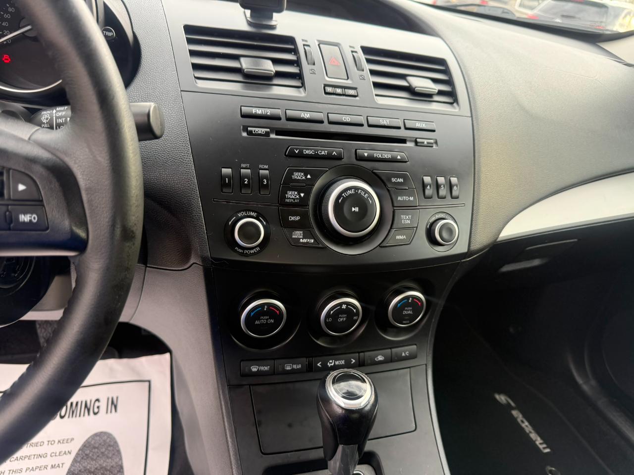 Mazda MAZDA3 4dr Sdn i Auto 2013