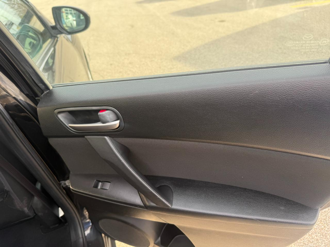 Mazda MAZDA3 4dr Sdn i Auto 2013