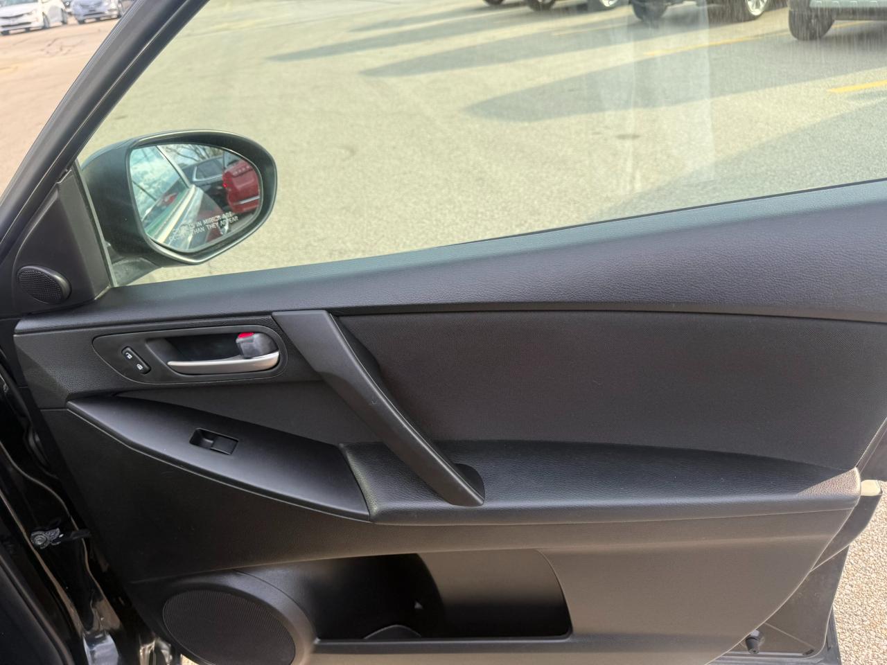 Mazda MAZDA3 4dr Sdn i Auto 2013