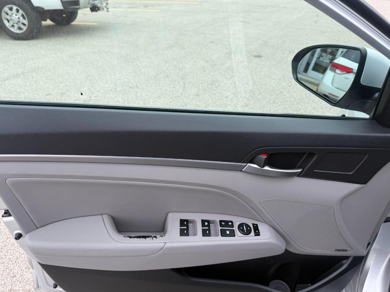 Hyundai Elantra Limited 2.0L Auto (Alabama) *Ltd Avail* 2017