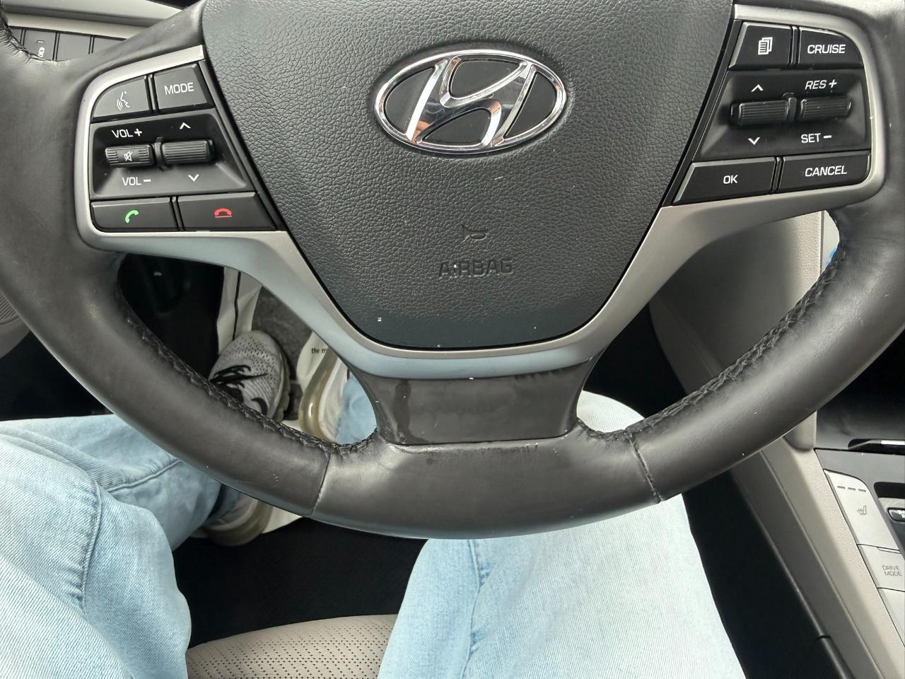 Hyundai Elantra Limited 2.0L Auto (Alabama) *Ltd Avail* 2017