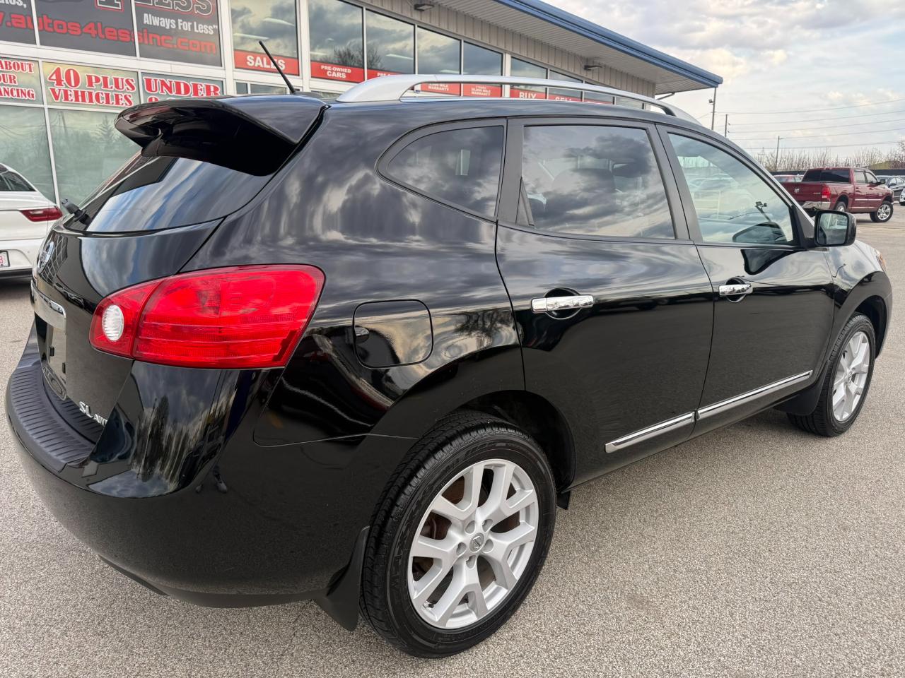 Nissan Rogue AWD 4dr SL 2011