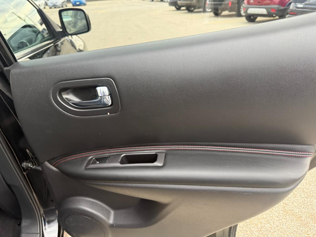 Nissan Rogue AWD 4dr SL 2011