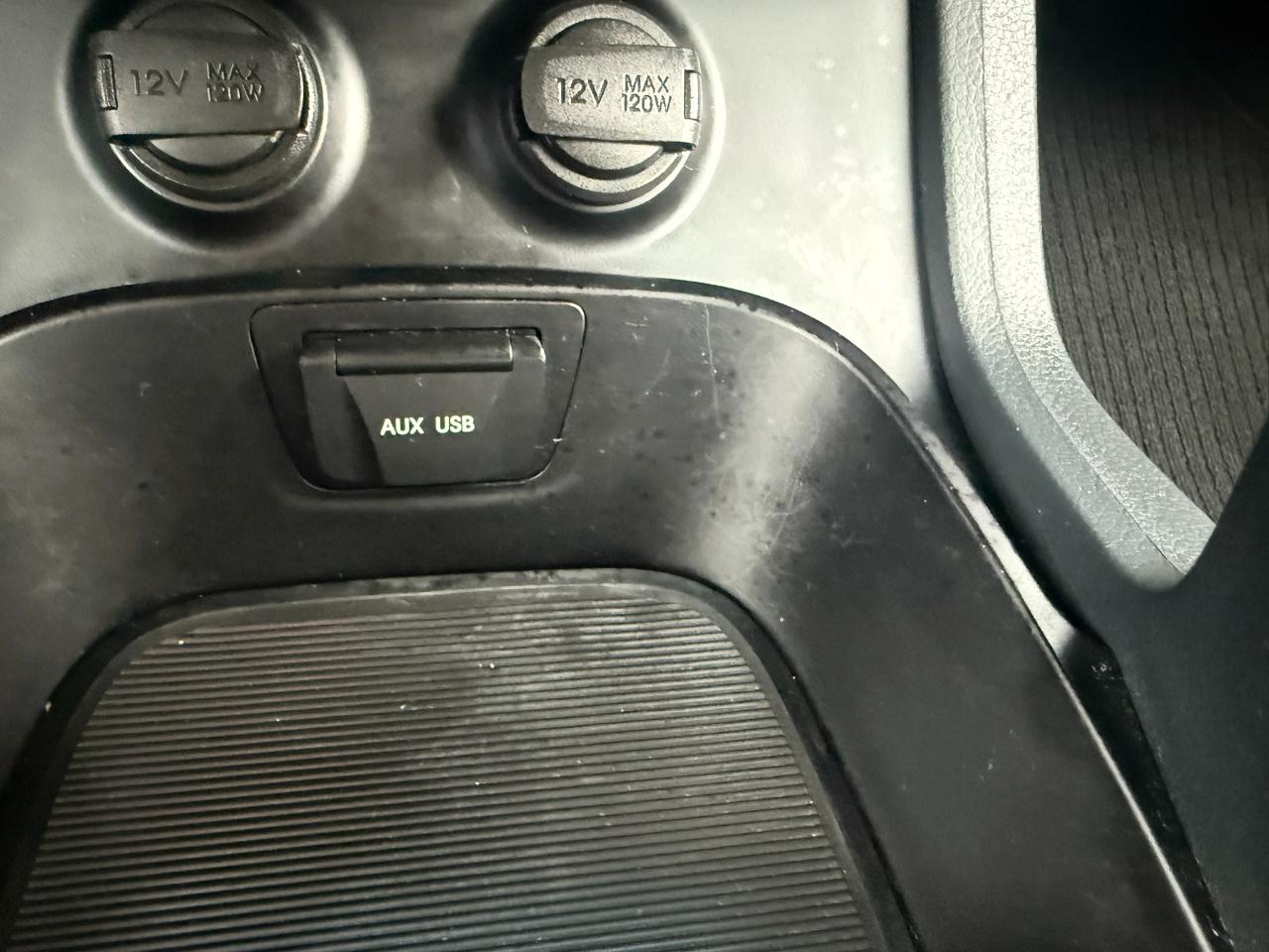 Hyundai Santa Fe AWD 4dr 2.0T Sport 2013