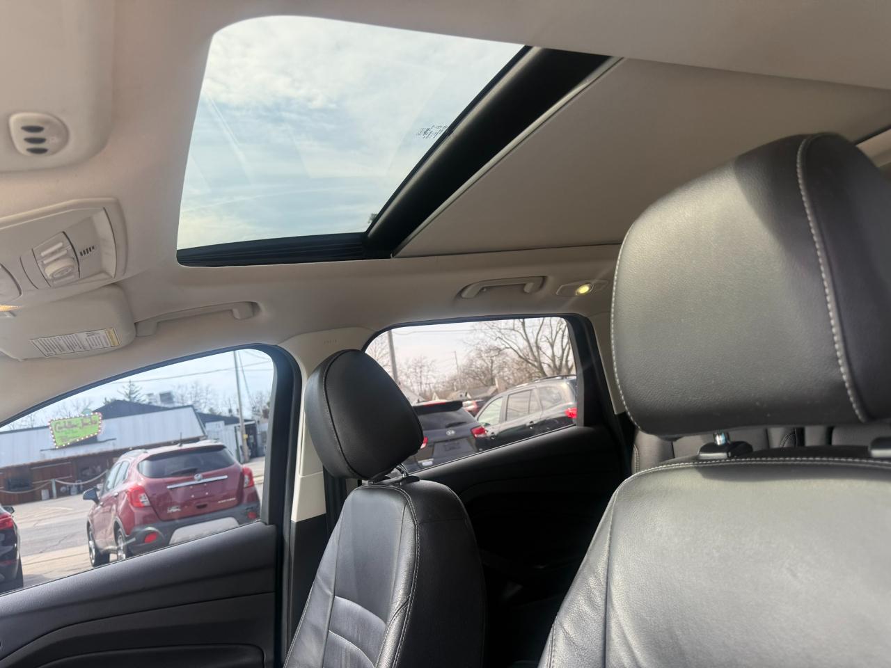 Ford Escape 4WD 4dr Titanium 2015