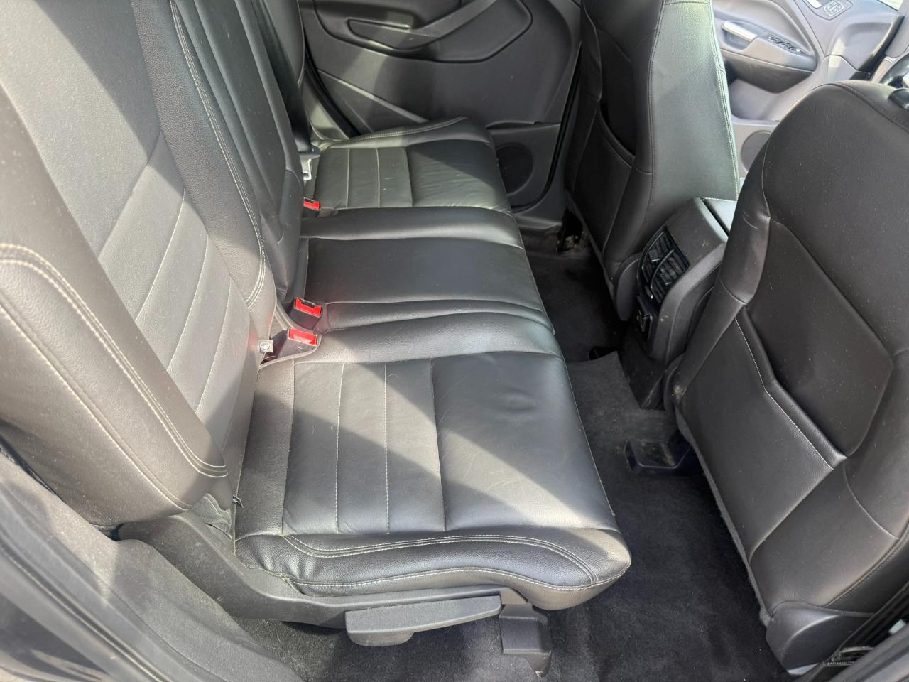 Ford Escape 4WD 4dr Titanium 2015