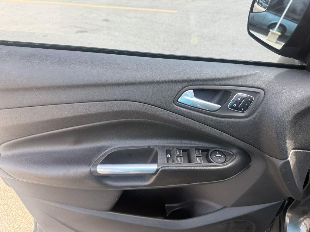 Ford Escape 4WD 4dr Titanium 2015