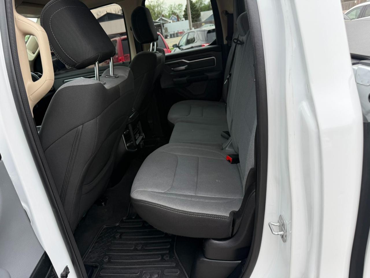 RAM 1500 Big Horn/Lone Star 4x4 Quad Cab 6'4" Box 2019
