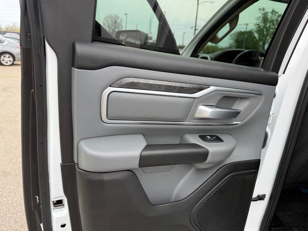 RAM 1500 Big Horn/Lone Star 4x4 Quad Cab 6'4" Box 2019