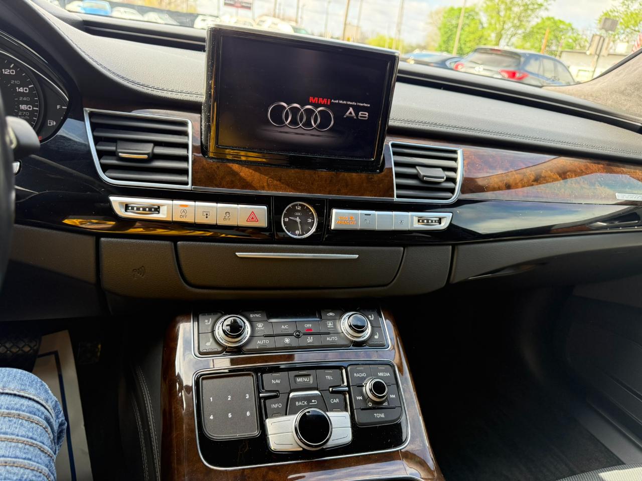 Audi A8 L 4dr Sdn 4.0T 2015