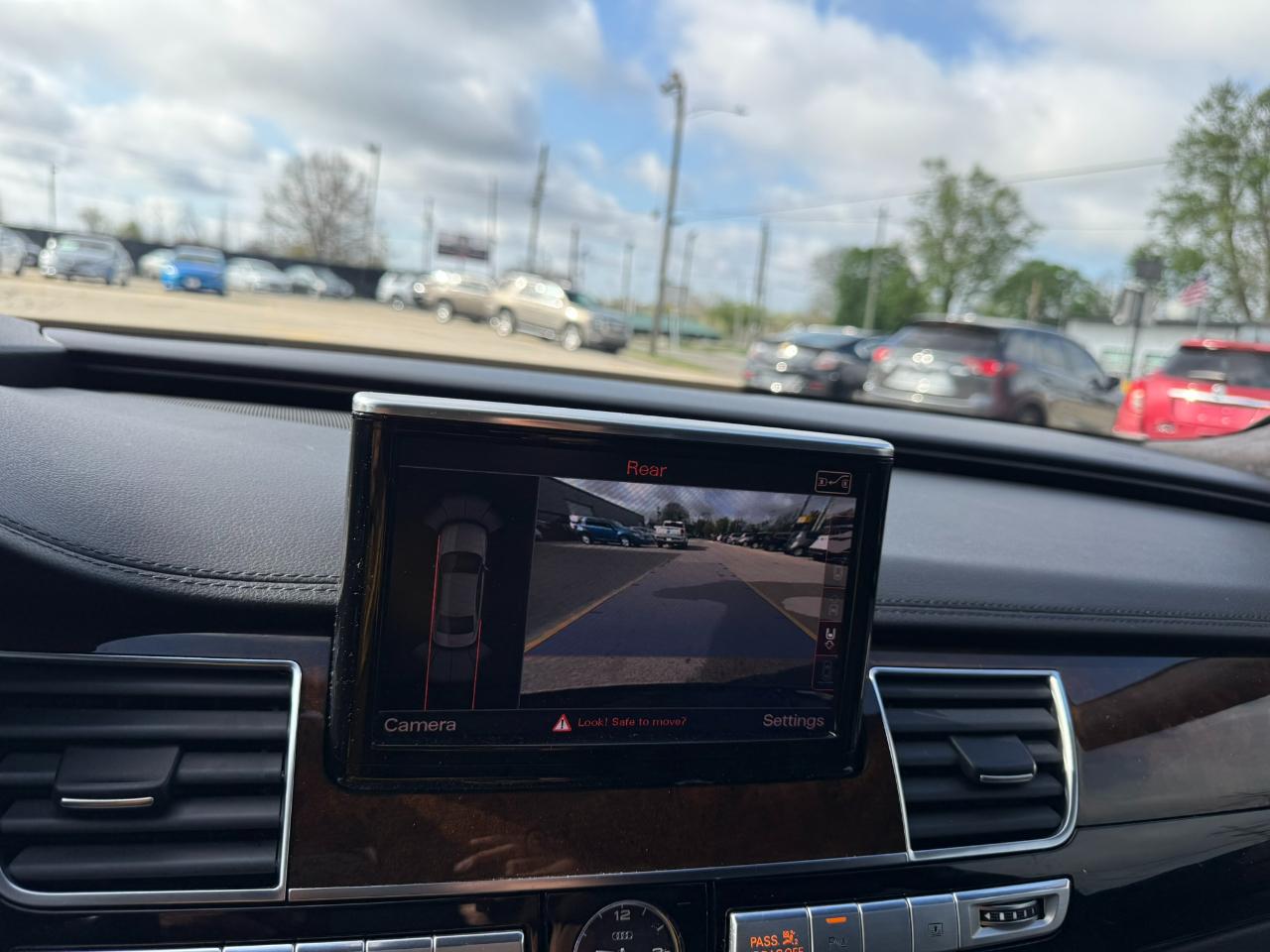 Audi A8 L 4dr Sdn 4.0T 2015