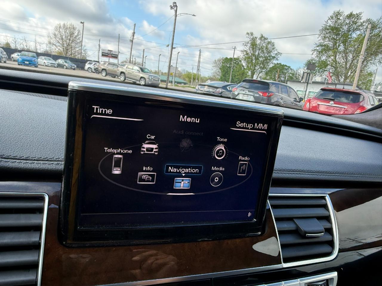 Audi A8 L 4dr Sdn 4.0T 2015