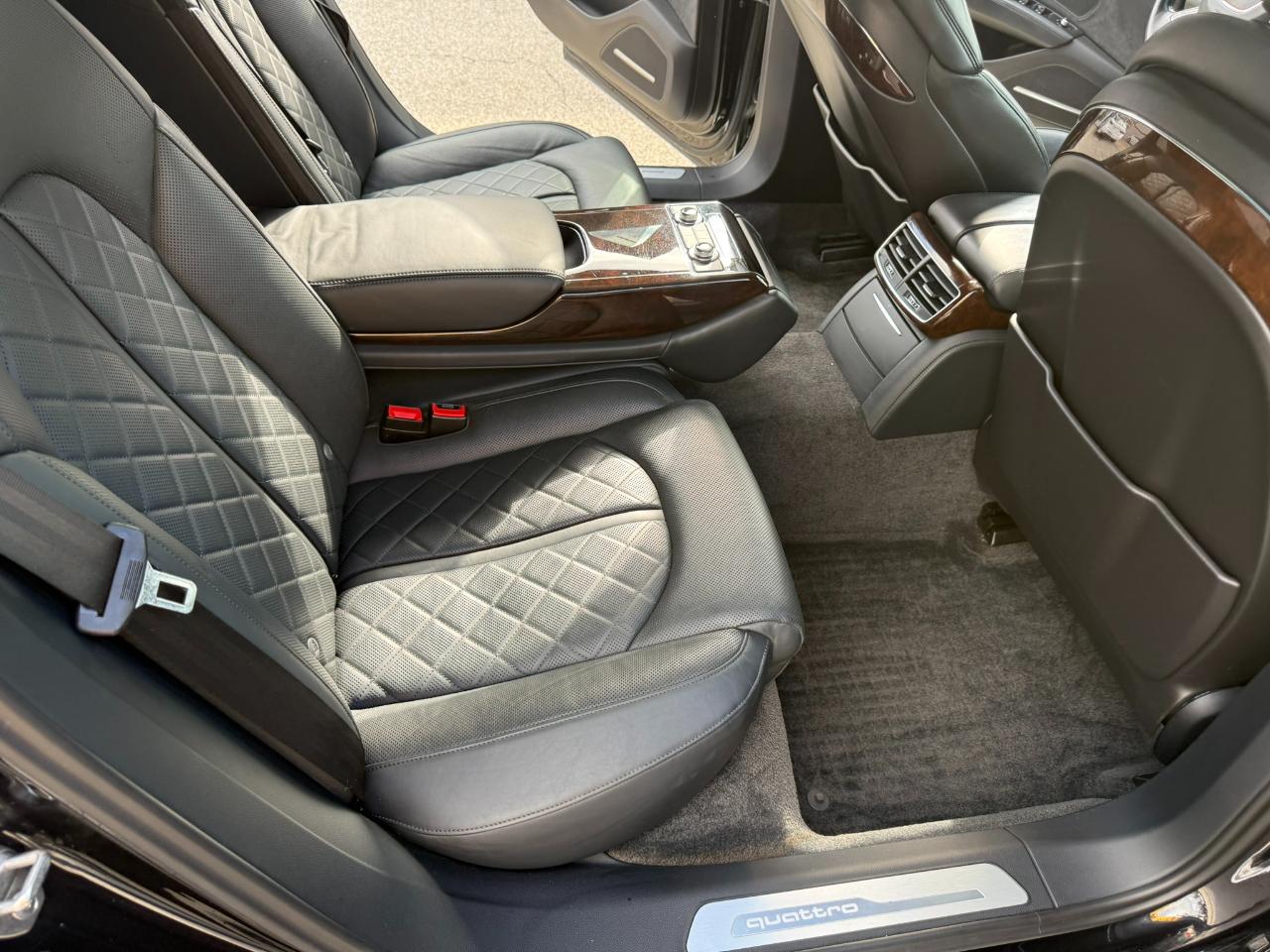 Audi A8 L 4dr Sdn 4.0T 2015