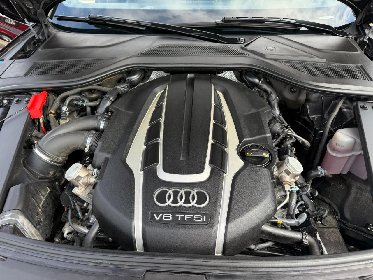 Audi A8 L 4dr Sdn 4.0T 2015