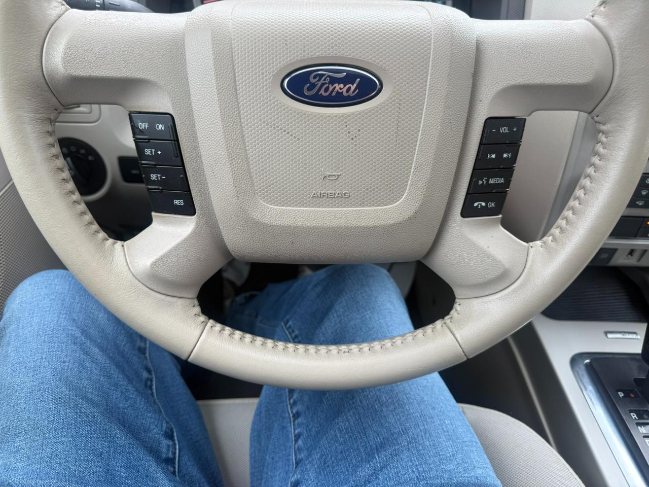 Ford Escape FWD 4dr XLT 2012