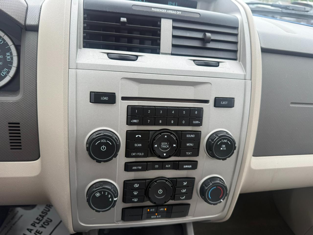 Ford Escape FWD 4dr XLT 2012