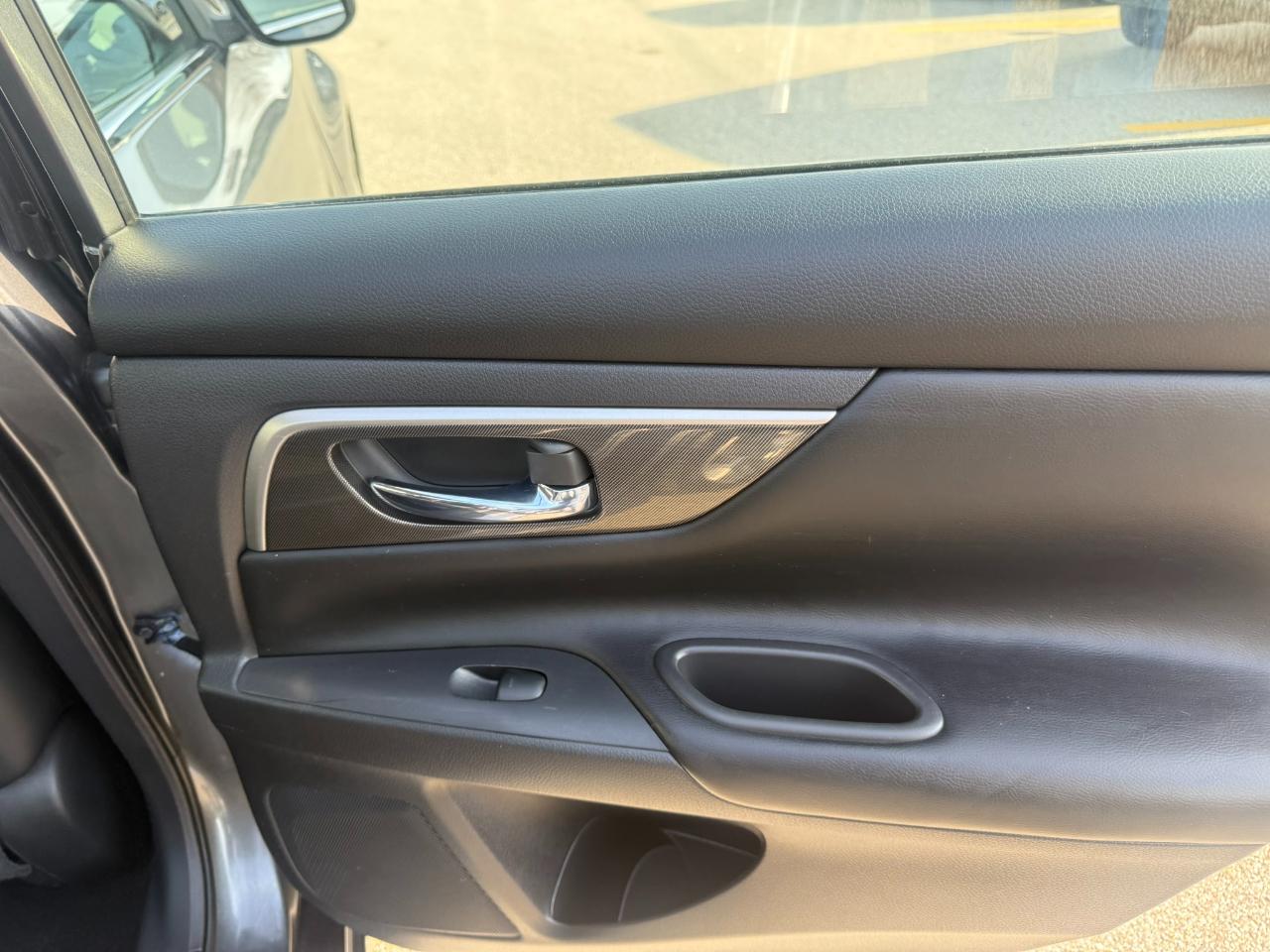 Nissan Altima 4dr Sdn I4 2.5 SL 2014