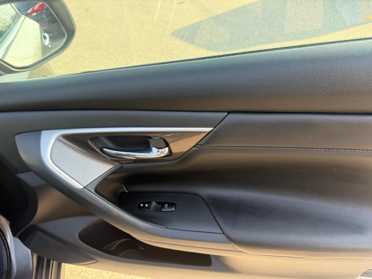 Nissan Altima 4dr Sdn I4 2.5 SL 2014